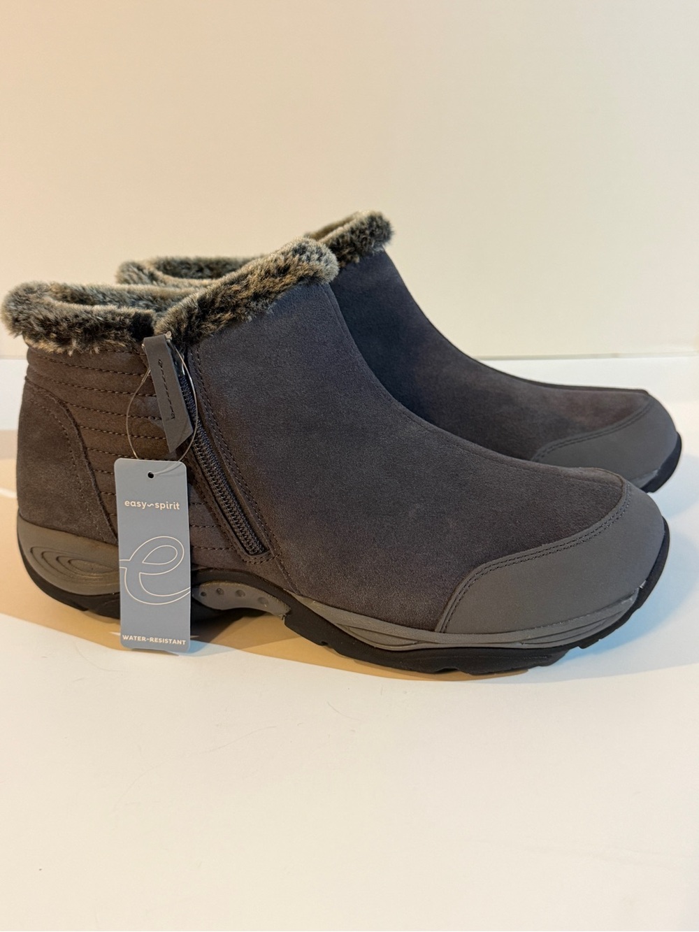 Easy Spirit Dark Gray Suede Faux-Fur Lined Ankle Booties Size 8.5 WW